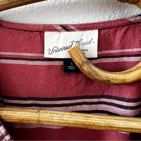 Universal Thread Sierra Rose Dress - Picture 3 of 7